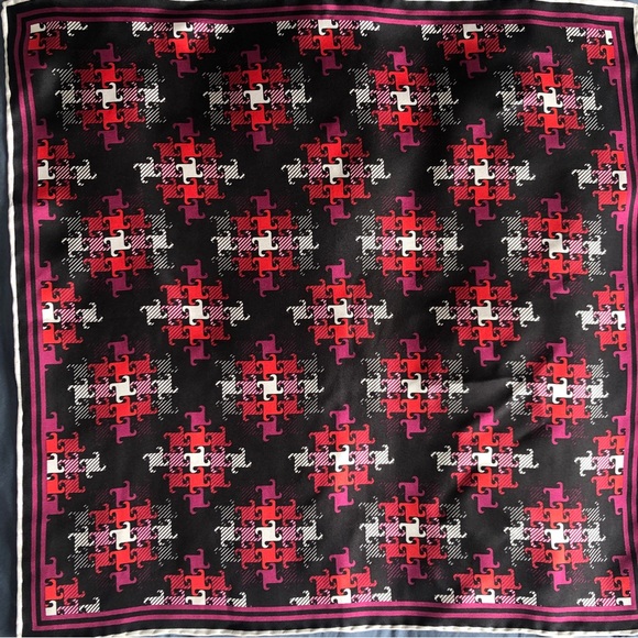 Dion 100% Pure Italian Silk Pocket Squares / Handkerchief - Picture 2 of 7